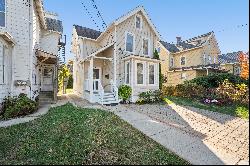 Sun-Drenched Colonial in East Norwalk!