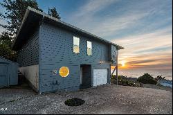 42775 Sundown Way Cloverdale, OR 97112