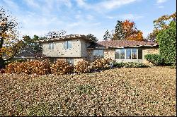 7112 Fleetwood Drive, Minneapolis, MN 55439