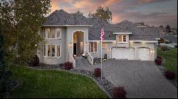 Golf Course Executive Home with Stunning Views