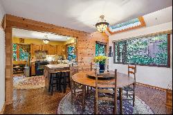 Charming Craftsman Retreat Near Downtown Mill Valley