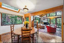 Charming Craftsman Retreat Near Downtown Mill Valley