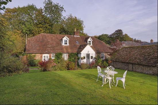 Elegant Period Residence - Walking Distance To West Malling