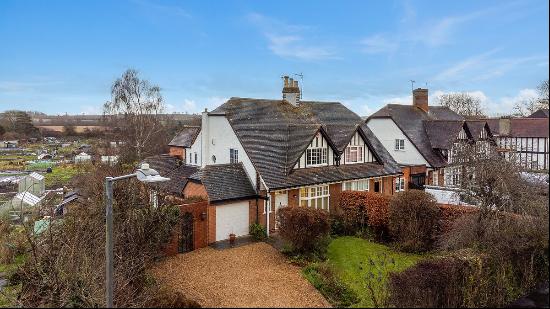 Golf Lane Whitnash, Warwickshire, CV31 2PZ