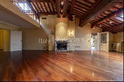 Exclusive penthouse in the historic center of Padua