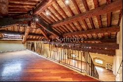 Exclusive penthouse in the historic center of Padua