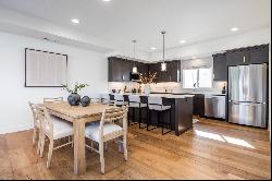 Contemporary Cottonwood Townhome Offering Convenience & Views