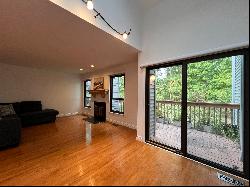 Fabulous 1 Bedroom Fox Hill Condominium