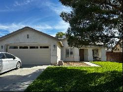 2110 Laurelwood Court, Rosamond CA 93560