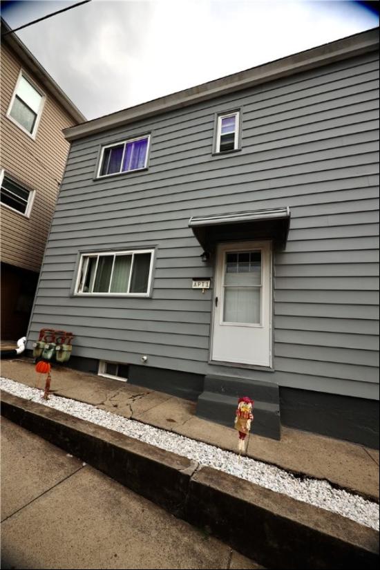 318 9th St Unit 3, Sharpsburg PA 15215