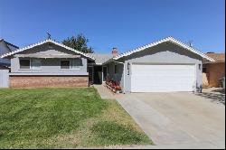 549 W Avenue J10, Lancaster CA 93534