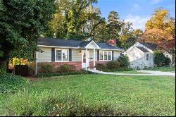 202 Carolina Circle, Winston-Salem NC 27104