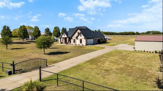 2727 Enloe Road, Howe TX 75459