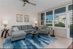 220 Seaview CT #206, Marco Island FL 34145