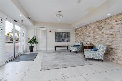 220 Seaview CT #206, Marco Island FL 34145