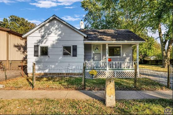 510 Orange St, Rossville KS 66533