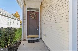 1791 Creekview Court, Macungie PA 18062