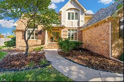 9475 E Cross Creek Cir, Wichita KS 67206