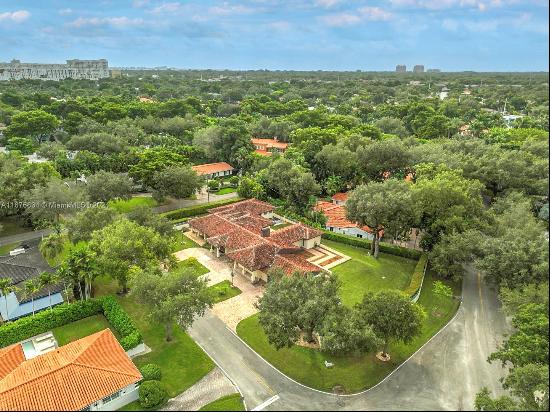 4500 Anderson Rd, Coral Gables FL 33146