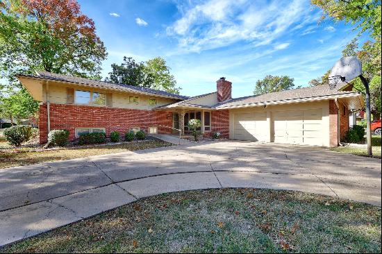 6519 E Jacquenline St, Wichita KS 67206