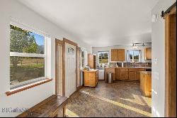 2163 E River Road, Livingston MT 59047