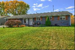 32 Robinhood Drive, Cranberry Twp PA 16066