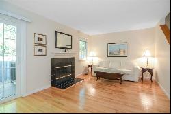 329 Bishops Forest Drive #329, Waltham MA 02452