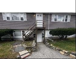 66 Jennings Rd #F, Holliston MA 01746