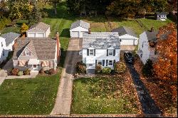 984 Bon Air Drive, Sharon PA 16146