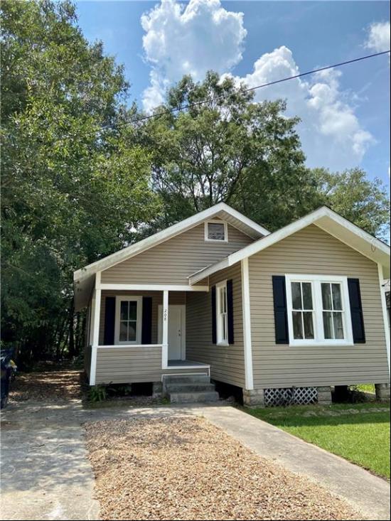 208 S Olive Street, Hammond LA 70403