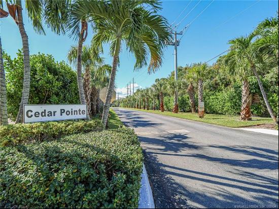 2929 SE Ocean Boulevard Unit 121-2, Stuart FL 34996