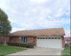 1222 Waterbury Place, Troy OH 45373