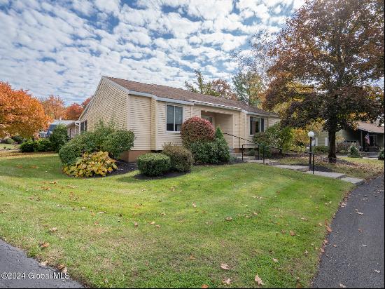 50 Loudonwood East Ave, Loudonville NY 12211