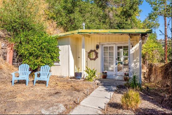 1933 S Fitch Mountain Road, Healdsburg CA 95448