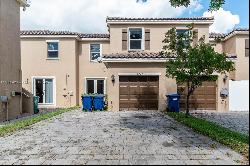 17062 SW 95th Ter Unit 17062, Miami FL 33196