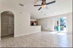 17062 SW 95th Ter Unit 17062, Miami FL 33196