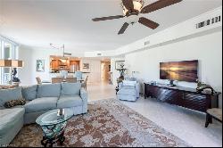 2728 Tiburon BLVD E #A-205, Naples FL 34109