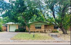 3813 W Spurgeon Street, Fort Worth TX 76133