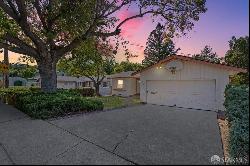 3016 Estates Avenue, Pinole CA 94564