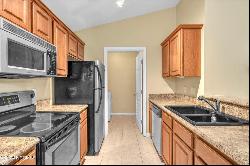 4413 Jay Bird Circle Unit 203, Wilmington NC 28412