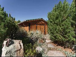 47 Juan Martinez Rd, Arroyo Seco NM 87514