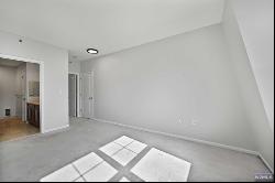 4 Constellation Place Unit 407, Jersey City NJ 07305