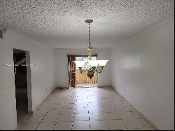 8990 SW 24th St Unit 19, Miami FL 33165