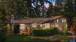 7387 Sierra Dr, Salem OR 97306