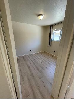 624 Alcazar Street, Albuquerque NM 87108