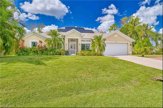 3922 NE 23rd Pl, Cape Coral FL 33909