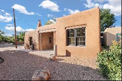 613 Canyon Unit B, Santa Fe NM 87501