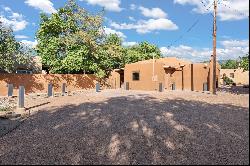 613 Canyon Unit B, Santa Fe NM 87501