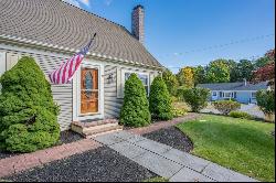 2 Spinning Brook Rd, Yarmouth MA 02664