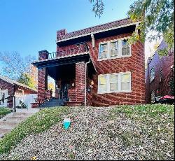 4640 Carter Ave Ave #1F, St Louis MO 63115